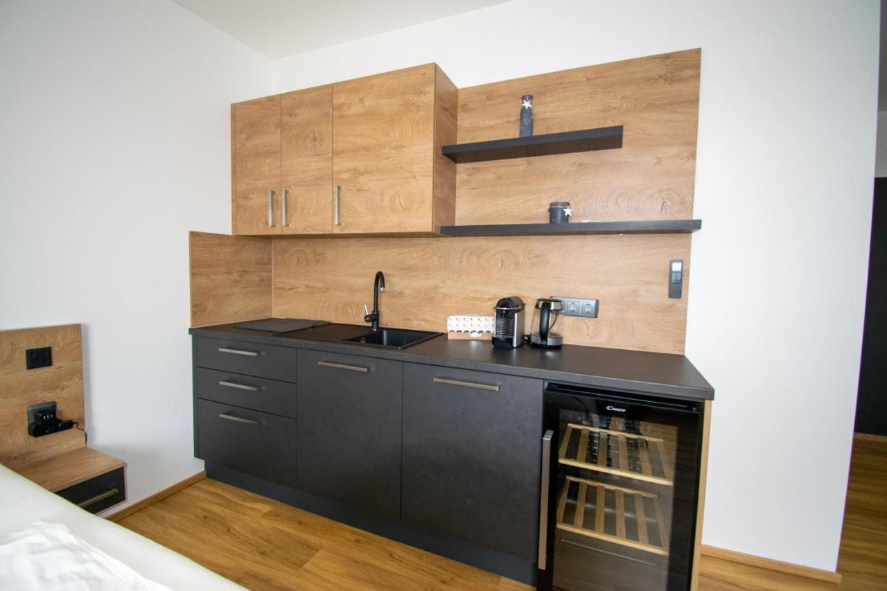 Smart Rooms Вельс Екстер'єр фото