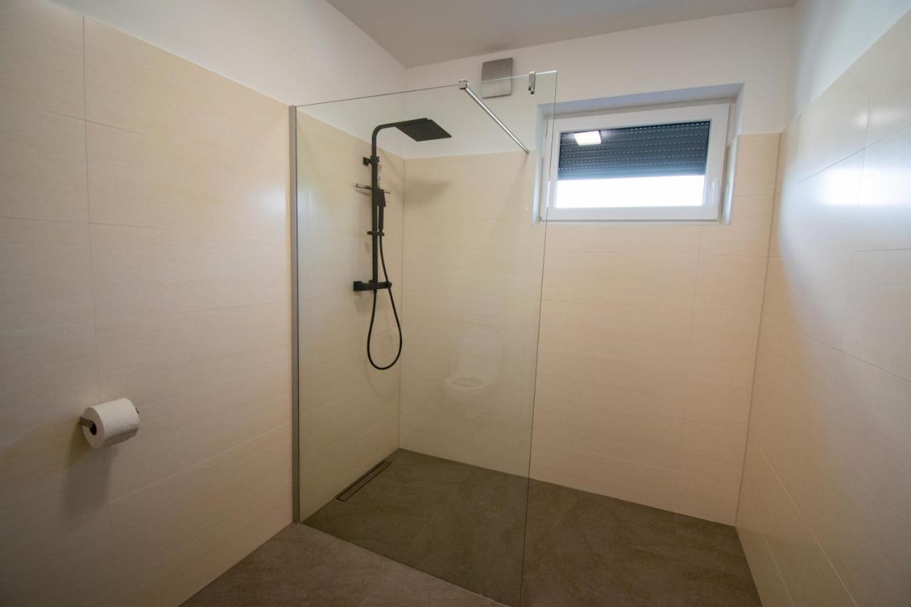 Smart Rooms Вельс Екстер'єр фото