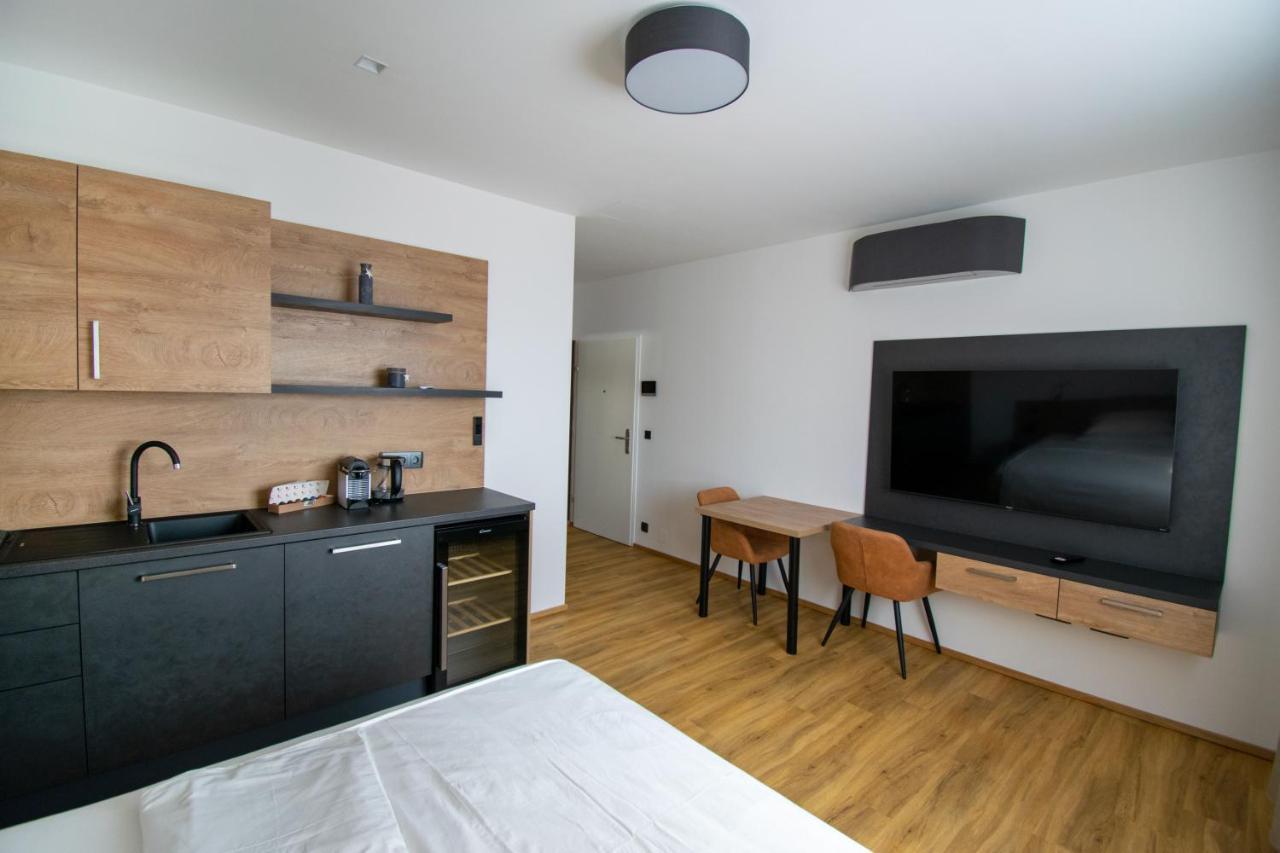 Smart Rooms Вельс Екстер'єр фото
