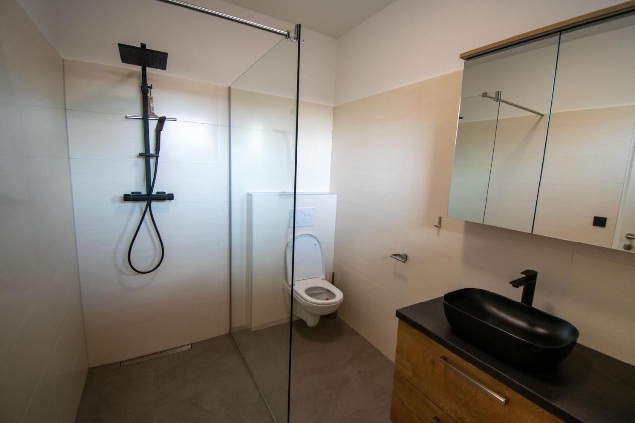 Smart Rooms Вельс Екстер'єр фото