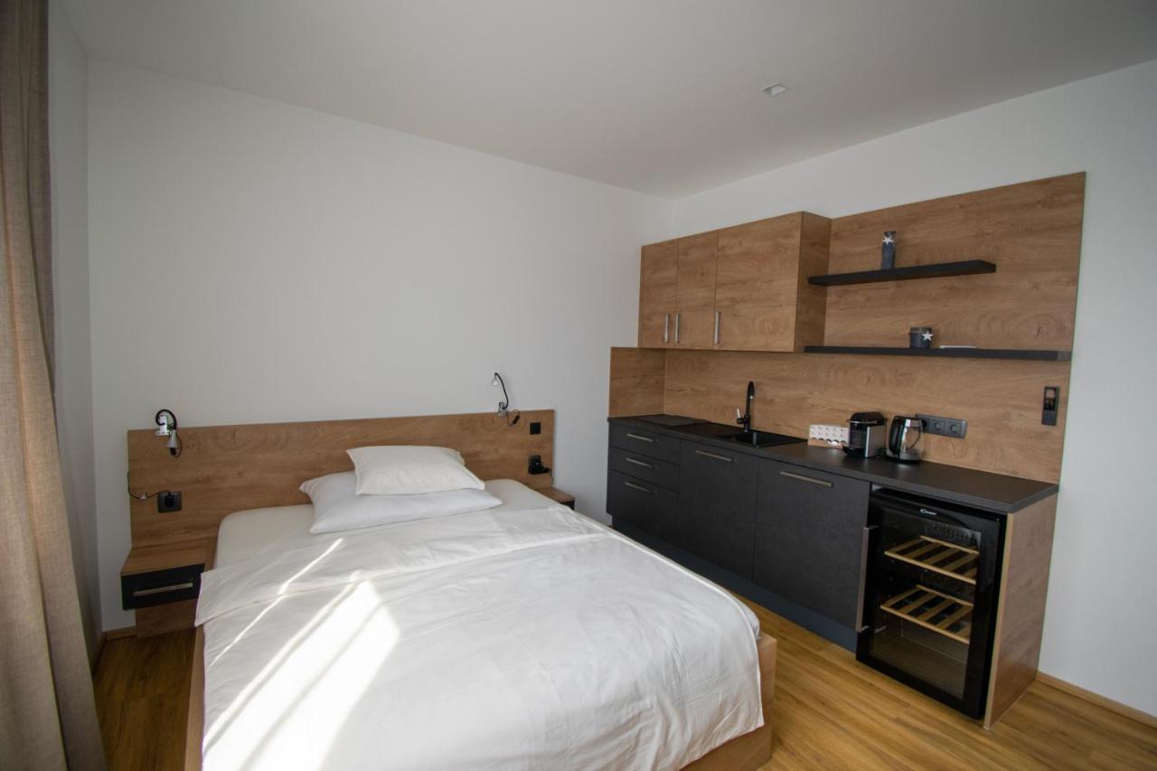 Smart Rooms Вельс Екстер'єр фото