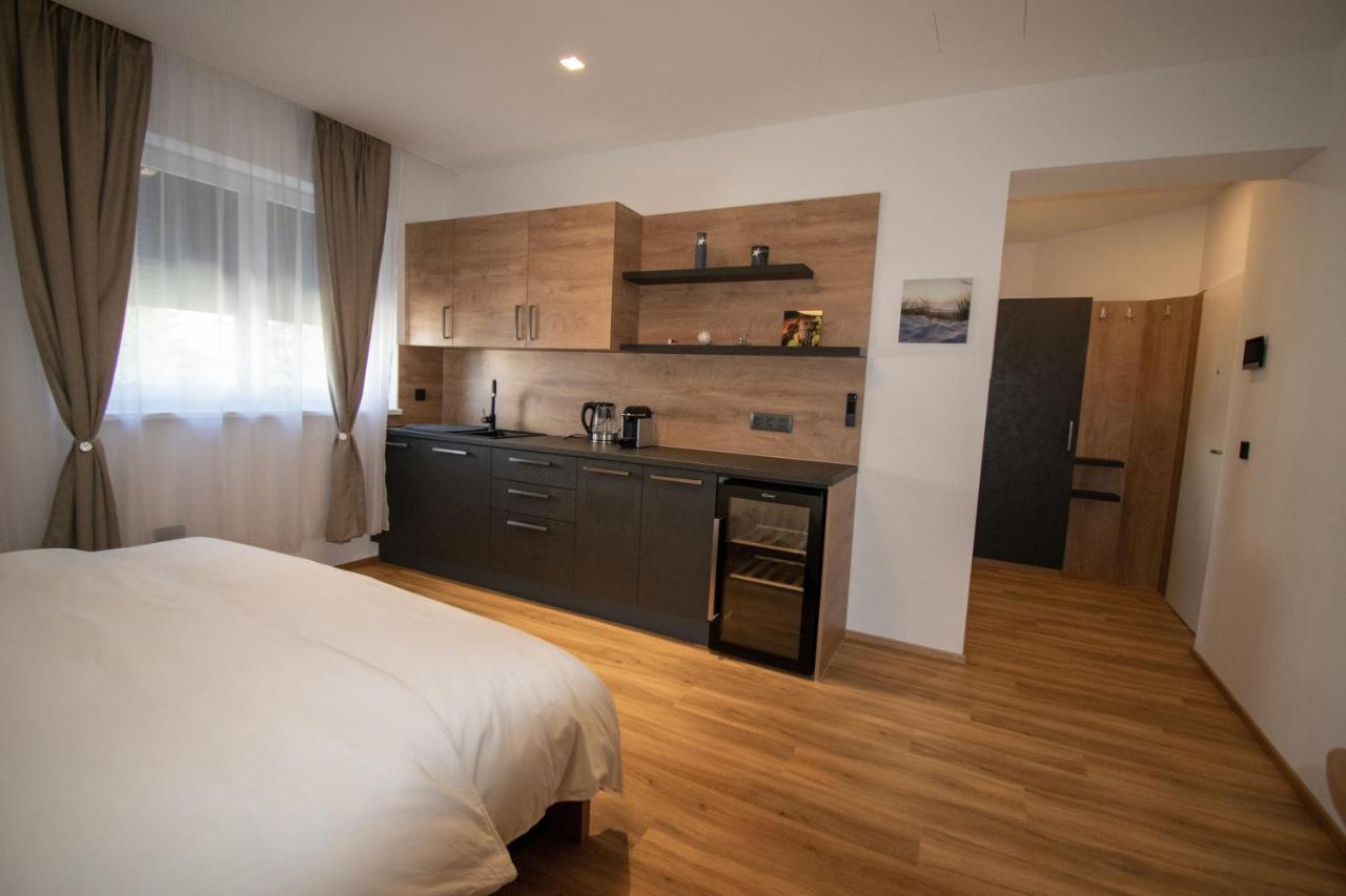 Smart Rooms Вельс Екстер'єр фото
