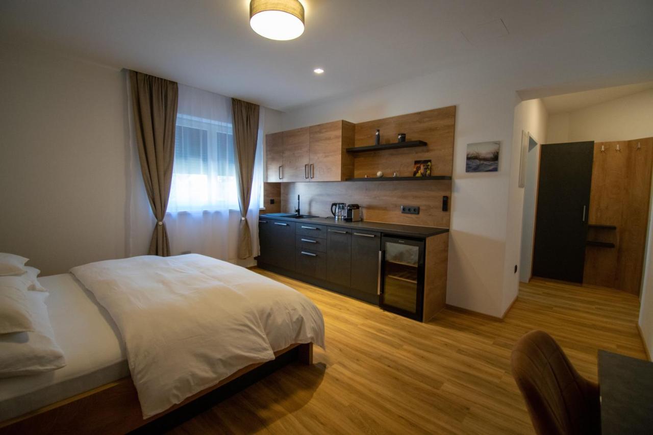 Smart Rooms Вельс Екстер'єр фото