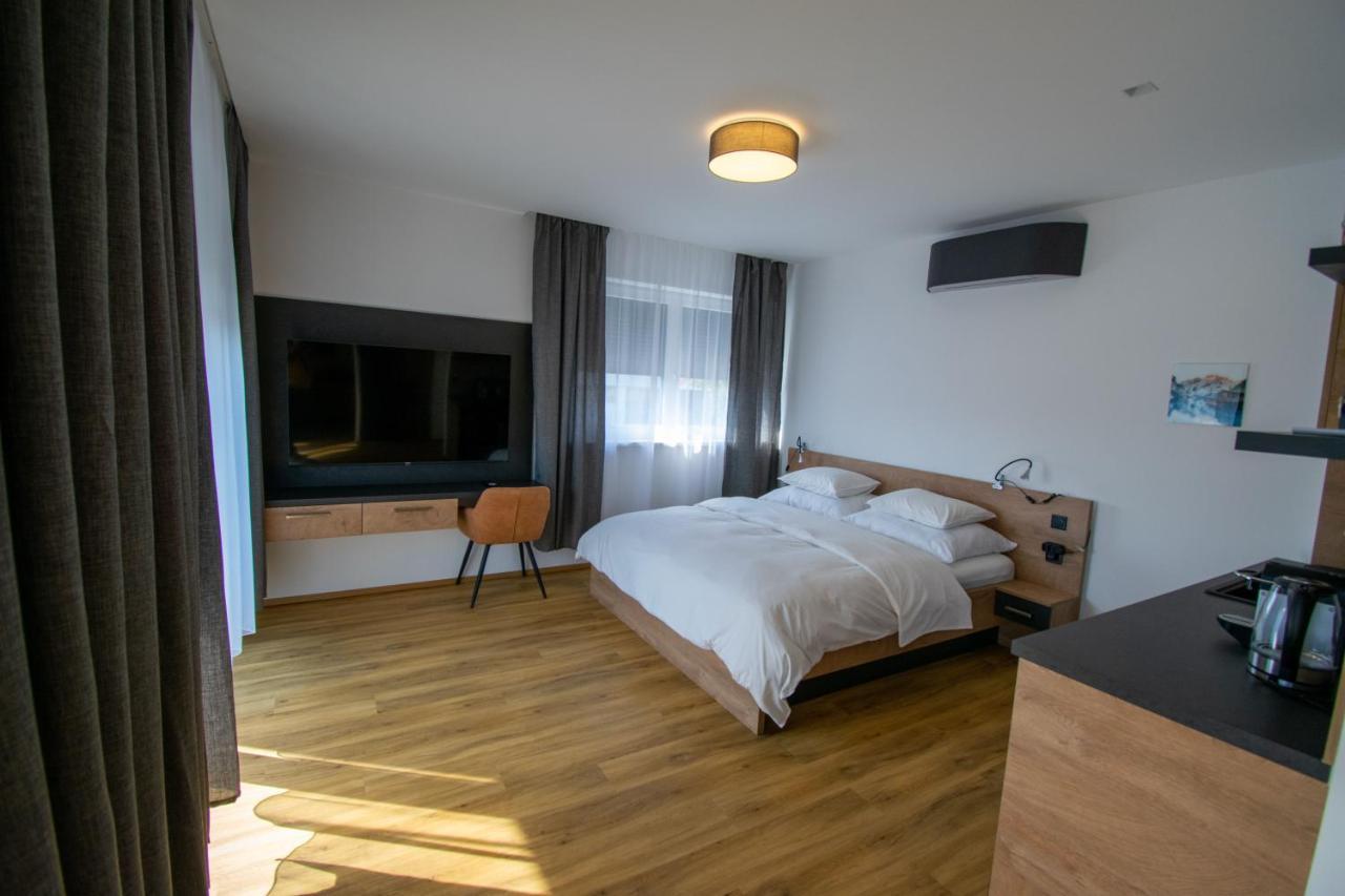 Smart Rooms Вельс Екстер'єр фото